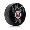 Mike Bossy firmó el disco de los New York Islanders con una nota para el HOF