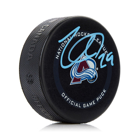 Disco de juego oficial de Colorado Avalanche firmado por Nathan MacKinnon