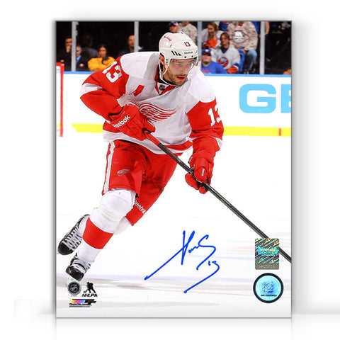 Pavel Datsyuk firmó una foto de 8 x 10 del jugador de los Detroit Red Wings