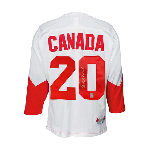 Camiseta de la Summit Series 1972 del equipo de Canadá firmada por Peter Mahovlich