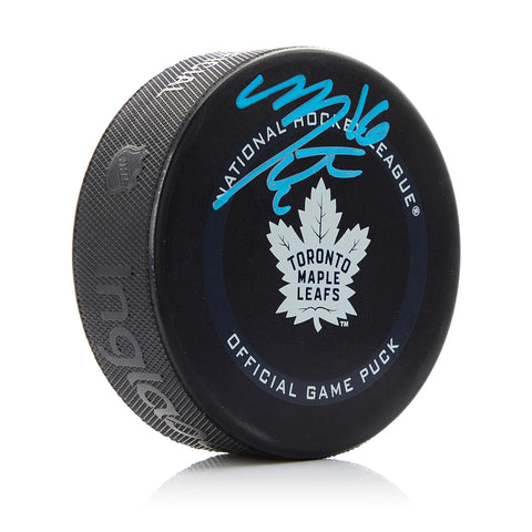 Disco de juego oficial de los Toronto Maple Leafs firmado por Mitch Marner