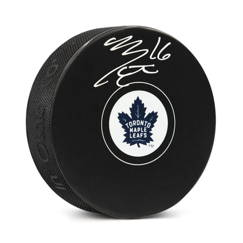 Disco de los Toronto Maple Leafs firmado por Mitch Marner