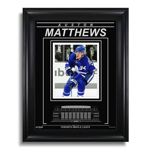 Fotografía enmarcada grabada de Auston Matthews Toronto Maple Leafs - Action Spotlight