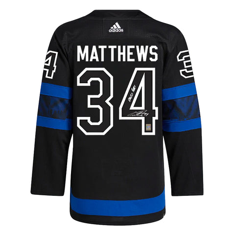 Camiseta Adidas Pro Flipside de los Toronto Maple Leafs firmada por Auston Matthews con la inscripción "2022 Hart"