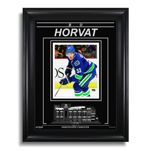 Fotografía enmarcada grabada de Bo Horvat Vancouver Canucks - Acción