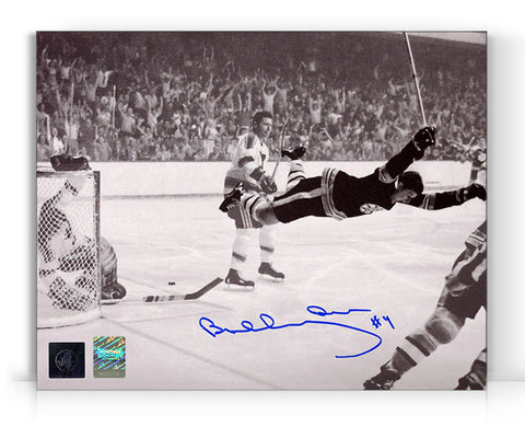 Fotografía de 8 x 10 de Bobby Orr firmada por Boston Bruins Flying Goal