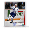 Fotografía de 8 x 10 firmada por Doug Gilmour celebrando un gol de los Toronto Maple Leafs