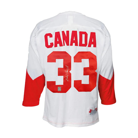 Camiseta de la Summit Series 1972 del equipo de Canadá firmada por Gilbert Perreault