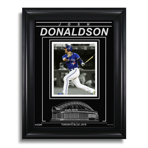 Fotografía enmarcada grabada de Josh Donaldson, Toronto Blue Jays - Action Spotlight Horizontal