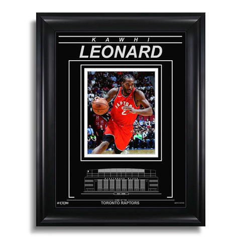 Fotografía enmarcada grabada de Kawhi Leonard de los Toronto Raptors - Acción