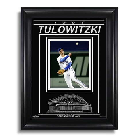 Fotografía enmarcada grabada de Troy Tulowitzki de los Toronto Blue Jays: Action Throw